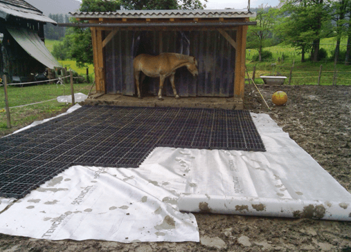 ecoraster-permeable-paver-grid-muddy-paddock-solution