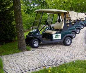 golf-cart-on-ecoraster-permeable-paving-grid
